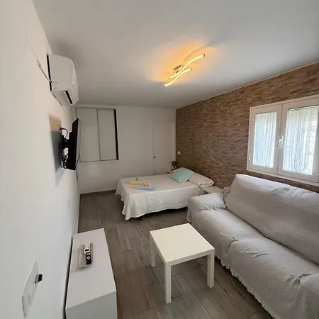 Апартаменты Estudio Con Terraza Кониль-де-ла-Фронтера